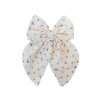 Muslin bow clip