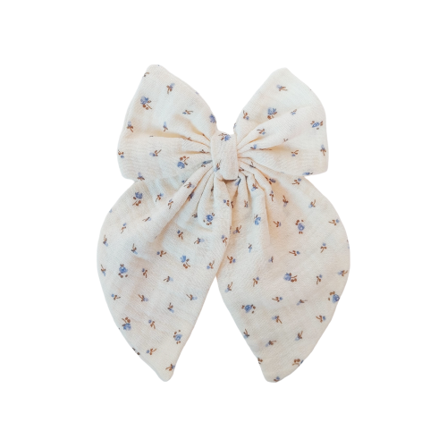 Muslin bow clip