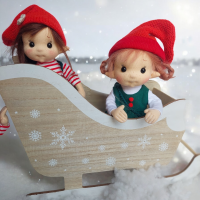 Praline - Christmas Elf