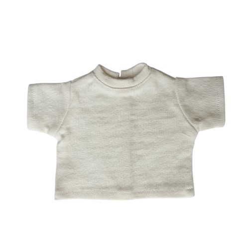 A white  T-shirt (1)