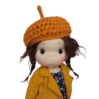 A pumpkin beret